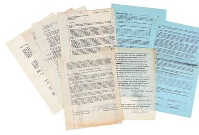 Antoine DE SAINT EXUPERY (1900-1944) Contrats dactylographiés ou imprimés relatifs...
