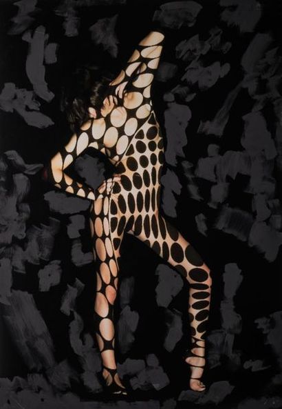 Véronique TARKA (XX-XXI) « Vasarely », Nu. 100 x 70 cm. Photographie sur dibond,...