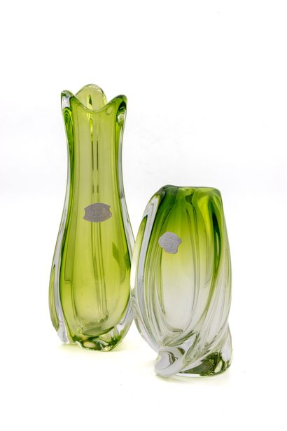 Val Saint Lambert - René Delvenne 2 Vases de cristal en "Fantaisie moderne" modèles...
