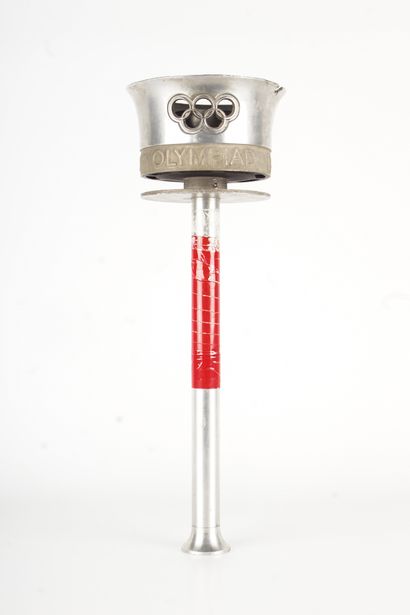 TORCHE OLYMPIQUE 
Olympic torch, marked : LONDON 1948. Note : It belonged to Leon...