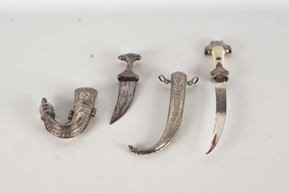 ARMES Set of two silver knives, one Koumya and one Khanjar. Orient.