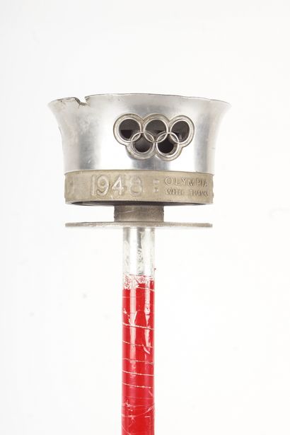 TORCHE OLYMPIQUE 
Olympic torch, marked : LONDON 1948. Note : It belonged to Leon...