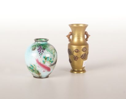 Japon Taisho - début XXe - Email dans le goût de l'école de Nagoya (Enamel) Vase...