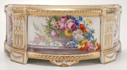 Manufacture de porcelaine de Clignancourt dite de Monsieur Exceptional pair of porcelain...