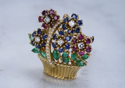 Broche en or et pierres précieuses Brooch in 18-carat gold, set with precious stones...