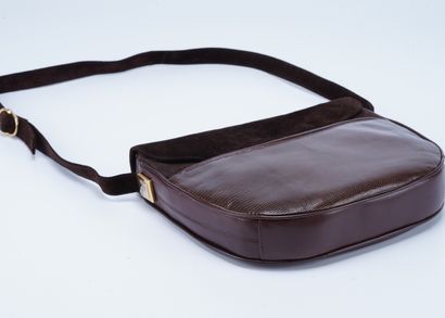Christian Dior Christian Dior half-moon brown handbag, shoulder bag. 26 x 27.5 c...