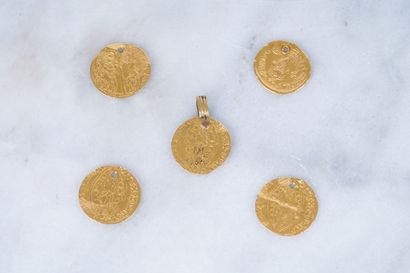 Pièces anciennes en or Lot of 5 antique gold coins (probably 22ct or more) gross...