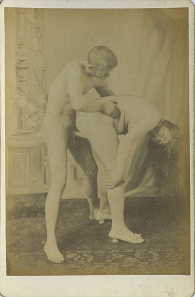 null [Photographe non identifié]. Pornographies, vers 1890. 14 épreuves argentiques...