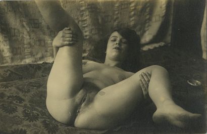 null GRUNDWORTH & divers. Études de nus, vers 1935. 17 épreuves argentiques d’époque,...