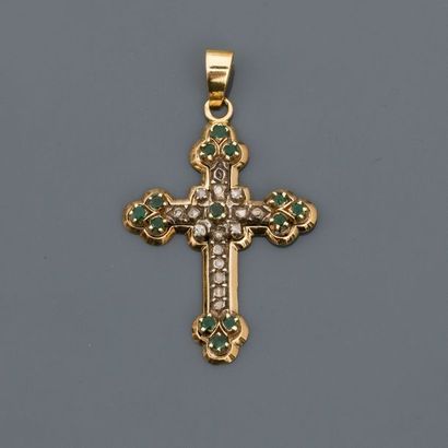 null Pendant "cross" in yellow gold 750MM and, silver 925 MM, decorated with pink...