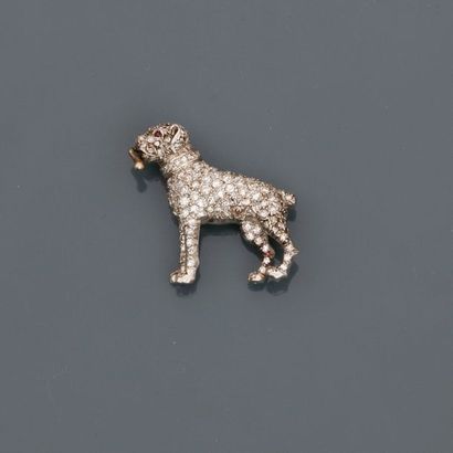 null Pendant drawing a dog in, platinum 900 MM, covered with diamonds biting a mobile...
