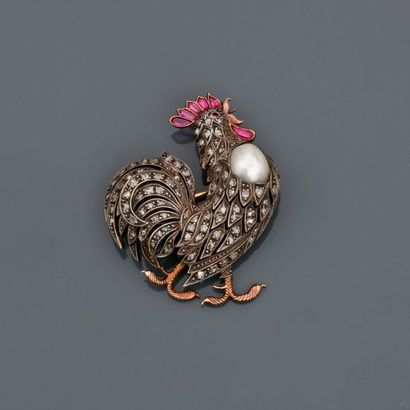 null Brooch drawing a rooster in yellow gold 750MM and, silver 925 MM, covered with...