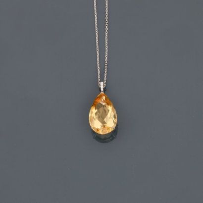 null Diamond chain and pendant in white gold, 750 MM, bearing a pear-shaped citrine...