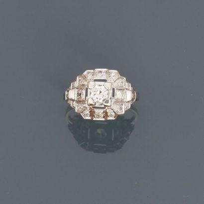 null Bague en , platine 900 MM, recouverte de diamants, vers 1930, taille : 56/57,...
