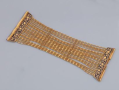 null Joli bracelet machette formé de vingt et un liens d'or jaune, 750 MM, souples,...