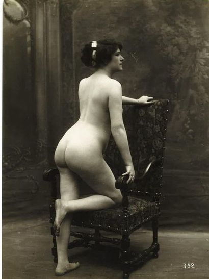 null [Photographe non identifié]. Études de nu, vers 1910. 3 épreuves argentiques...