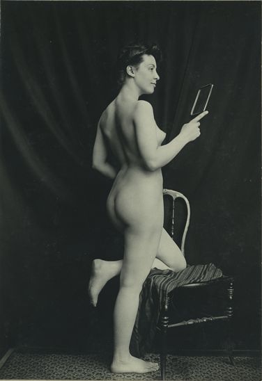 null [Photographe non identifié]. Études de nu, vers 1900. 14 épreuves argentiques...