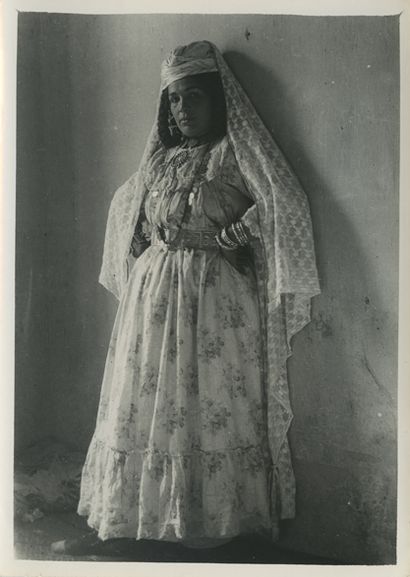 null [Photographe non identifié]. Ouled Naïl à Boghari, 1915. Épreuve argentique...