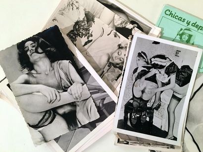 null [Photographes non identifiés]. Pornographies, entre 1930 et 1970. Environ 130...