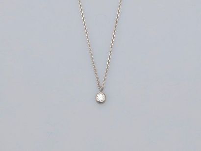 null Chain and pendant in white gold, 750 MM, set with a diamond weighing 0.11 carat,...