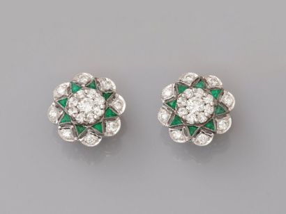null Flower" earrings in white gold, 750 MM, covered with diamonds, total: about...