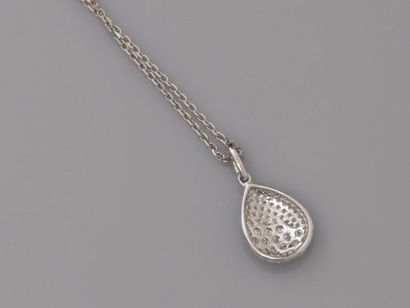 null Diamond punctuated chain and pear-shaped pendant in white gold, 750 MM, covered...