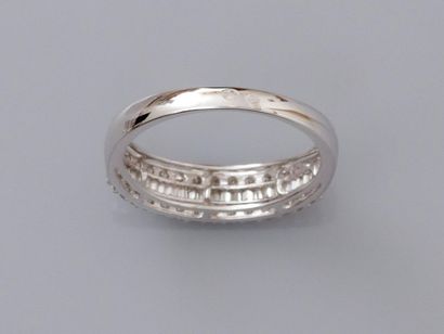 null Half - wedding band in white gold, 750 MM, highlighted with 25 brilliants and...