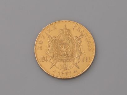null Pièce NAPOLEON III de 100 Fen or, datée A 1857, " Dieu protège la France " sur...