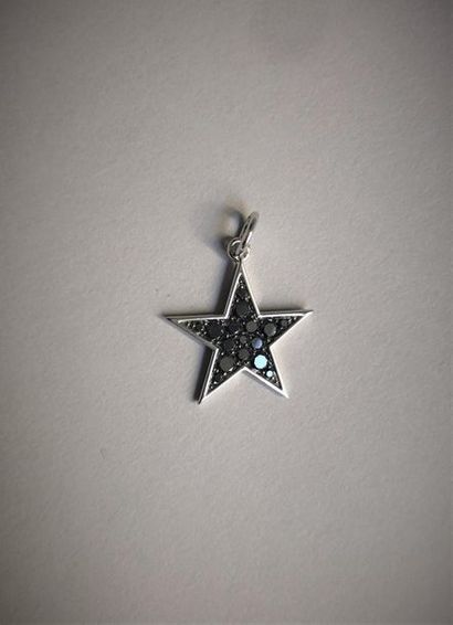 null BLACK is DIAMOND. Set of 78 silver "star" pendants decorated with a black diamond...