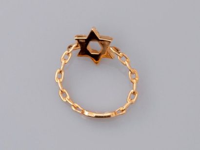 null MESSIKA, Ring formed of fine openwork yellow gold links, 750 MM, centered of...