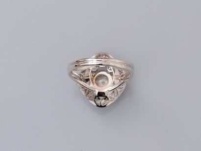 null Flower ring in white gold, 750 MM, covered with diamonds, weight: 4.9gr. ro...