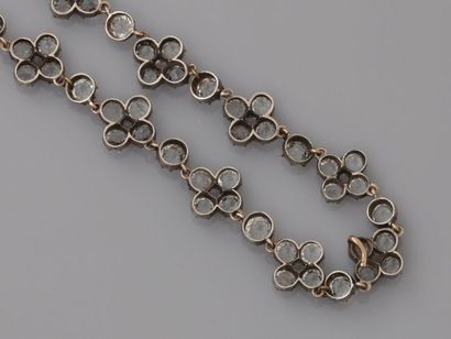 null Necklace in silver 925 MM, made of links covered and interlaced with rhinestones,...
