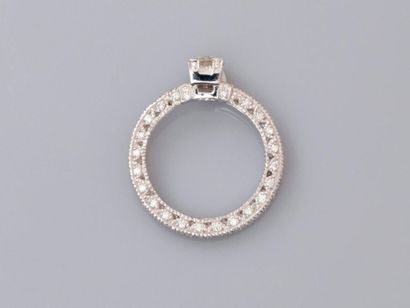 null Ring in white gold, 750 MM, set with a diamond weighing 0.40 carat, ring body...