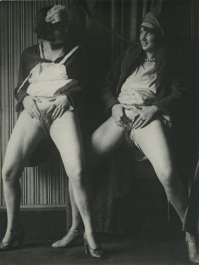 null MONSIOR X. Comparisons, circa 1930. Period silver print, 24 x 18 cm.