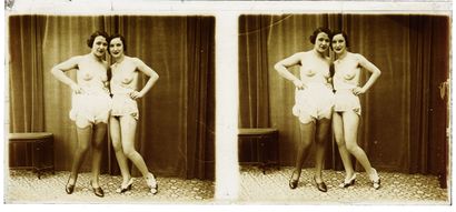 null [Jacques & Charles BIEDERER]. Scènes de genre, circa 1930. 10 stereoscopic plates...