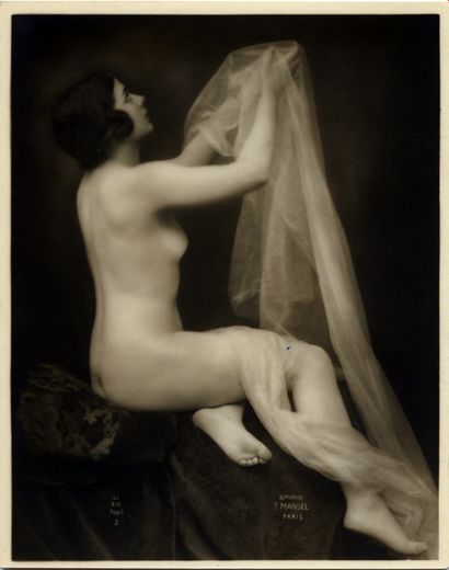 null Julien MANDEL (1872-1935) and Albert WYNDHAM (active around 1930). Nude studies,...