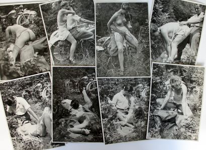 null [Unidentified photographer] Motards, circa 1930. 8 period silver prints, 17.5...