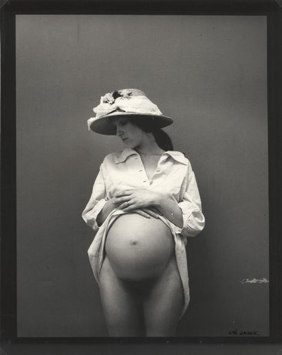 null Jan SAUDEK (born 1935). Pregnant [presumed portrait of Sarah Saudek], undated....