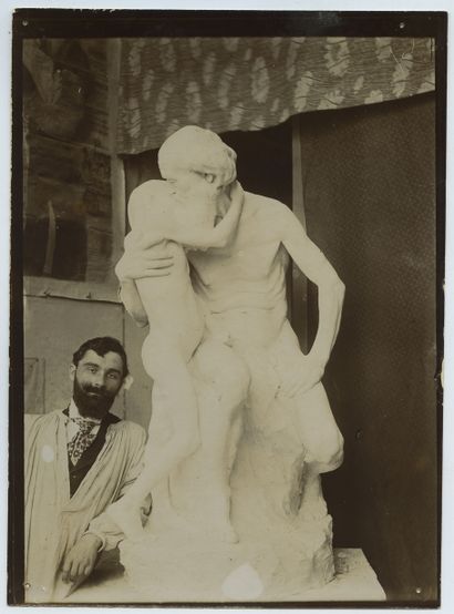 null Jules DESBOIS (1851-1935), sculpteur, collabore avec RODIN. Épreuve argentique...