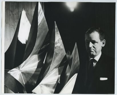 null François (1920-2014) ou Bernard (1917-2015) BASCHET, sculpteurs. Épreuve argentique...