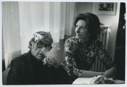 null 
Jane GRAVEROL (1905-1984), peintre surréaliste belge et MAN RAY, né Emmanuel...