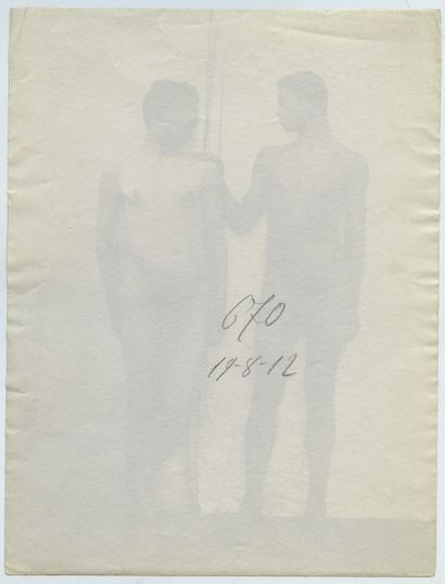 null 
Wilhelm von GLOEDEN (1856-1931), attribué à. Étude de nus masculins, 1912....