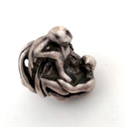 null Unidentified artist]. The Levrette, 20th century. Silver ring, representing...