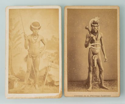 null Allan Hughan (1834-1883). Deux portraits en studio de guerriers kanak en armes....