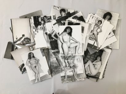 null AMATEUR. EAST GERMANY. Nude studies and miscellaneous. 113 vintage silver prints,...