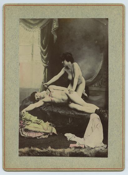 null Études de nu et pornographies, vers 1890-1930. 34 épreuves argentiques d'époque,...