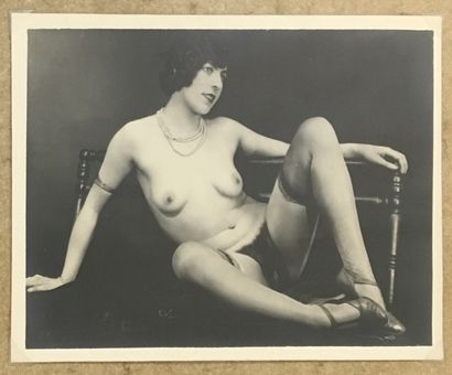 null GRUNDWORTH. Nude studies, ca. 1935. 2 silver prints, 12.7 x 17.7 cm. One stained....