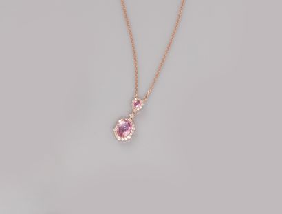 Pink gold necklace, 750 MM, centered on two...