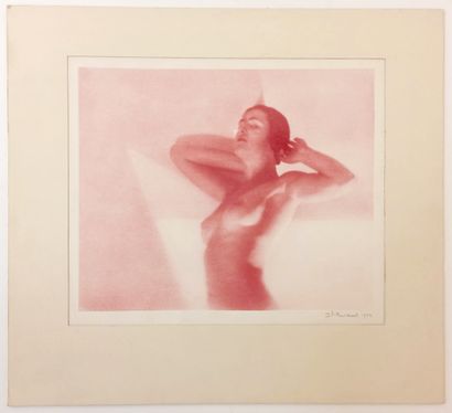 null Othmar STREICHERT. Étude de nu, 1934. Épreuve argentique, 27 x 32 cm. Virage...