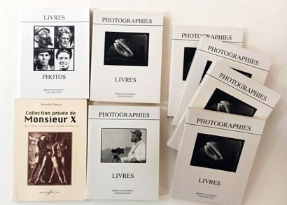 null [REVUES ET CATALOGUES] Environ 43 revues et catalogues consacrés à la photographie,...